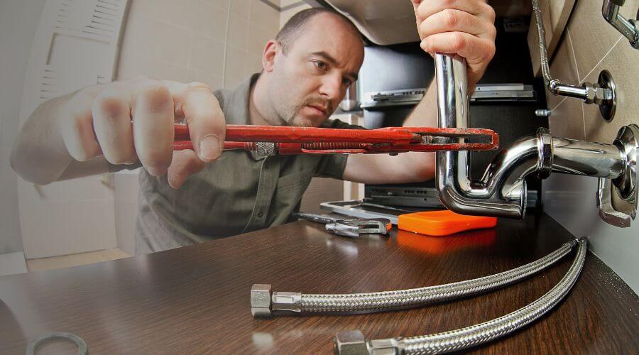 Expert burst pipe repair services in Knox City, TX